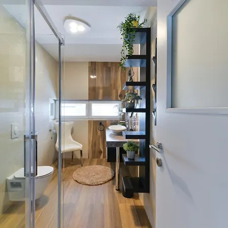 Crowonder Nika - With Heated Swimming Pool, Jacuzzi And Sauna