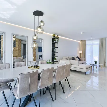 Вілла Crowonder Nika - With Heated Swimming Pool, Jacuzzi And Sauna Задар
