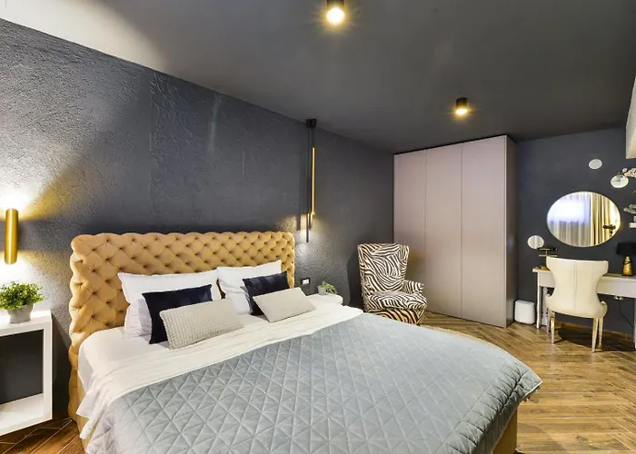 Villa Crowonder Nika - With Heated Swimming Pool, Jacuzzi And Sauna Zadar