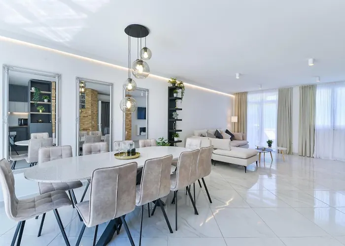 Villa Crowonder Nika - With Heated Swimming Pool, Jacuzzi And Sauna Zadar